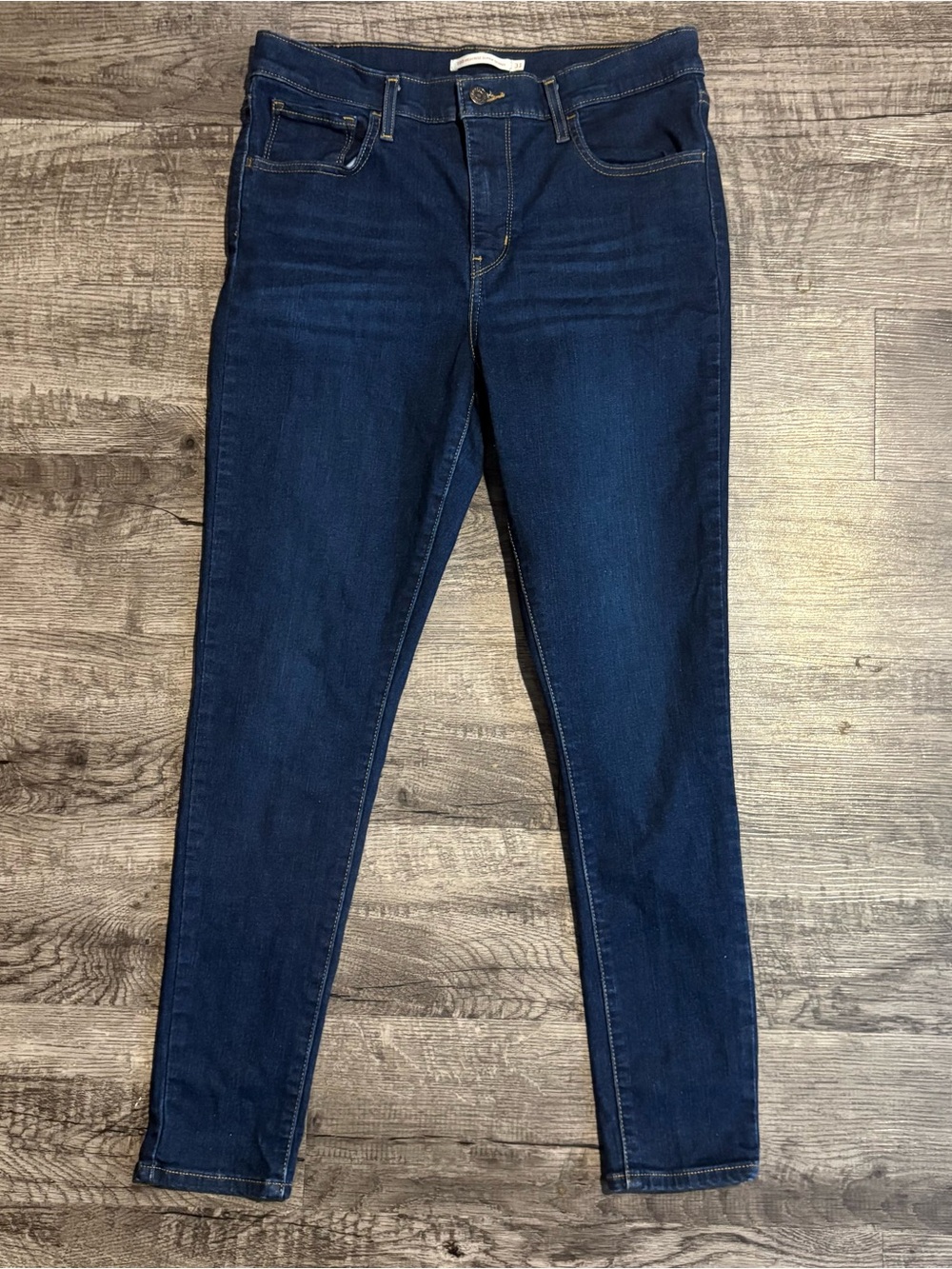 Levi’s 720 Jeans Women’s 31 Blue High Rise Super Skinny Denim